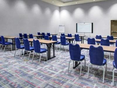 Hampton & Scioto Downs Hotel Columbus