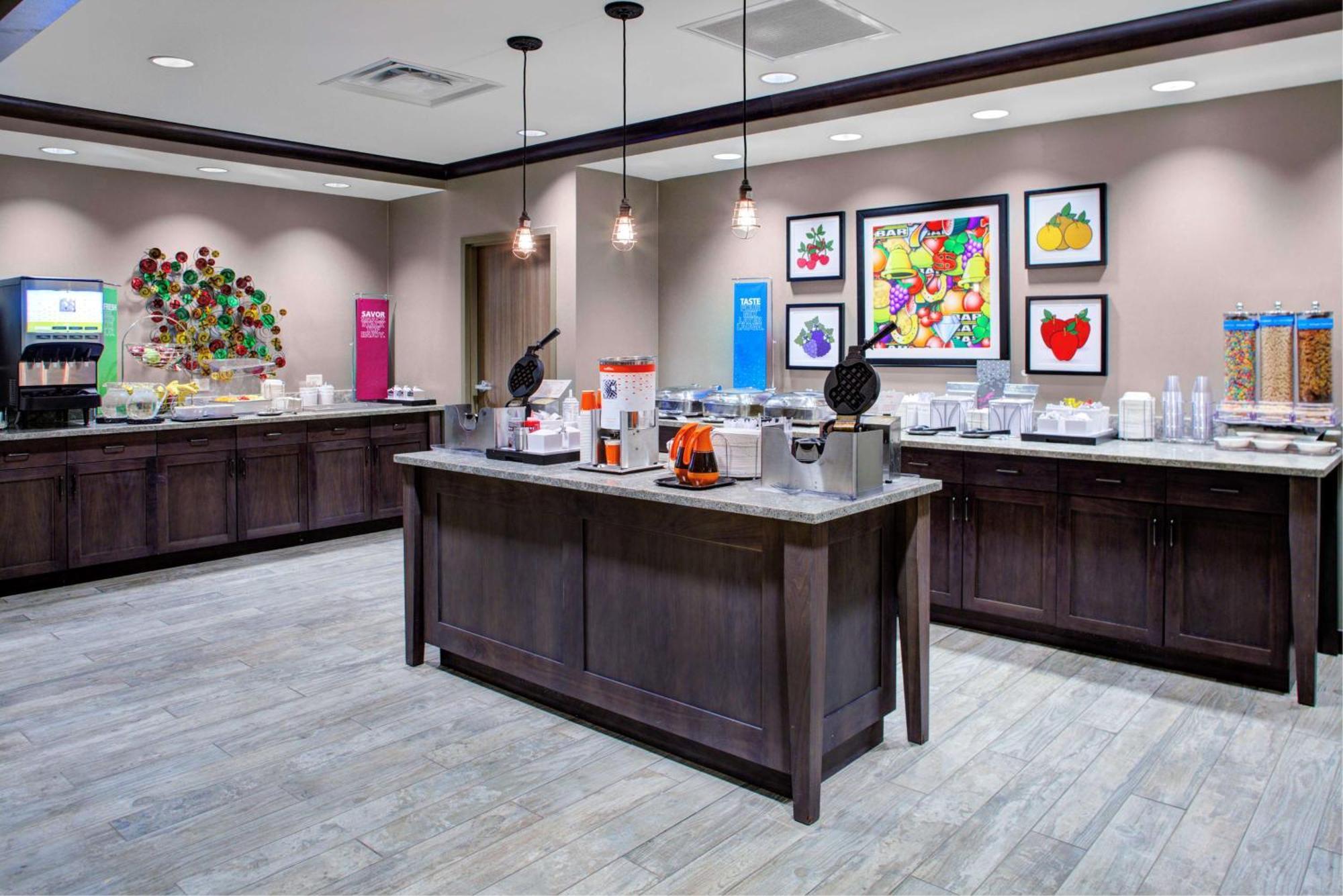 Hampton & Scioto Downs Hotel