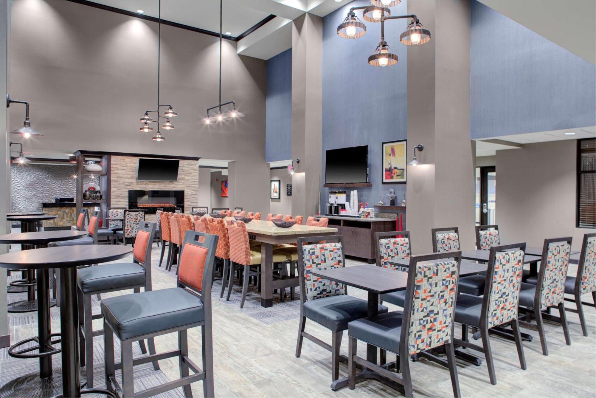 Hampton & Scioto Downs Hotel 3*