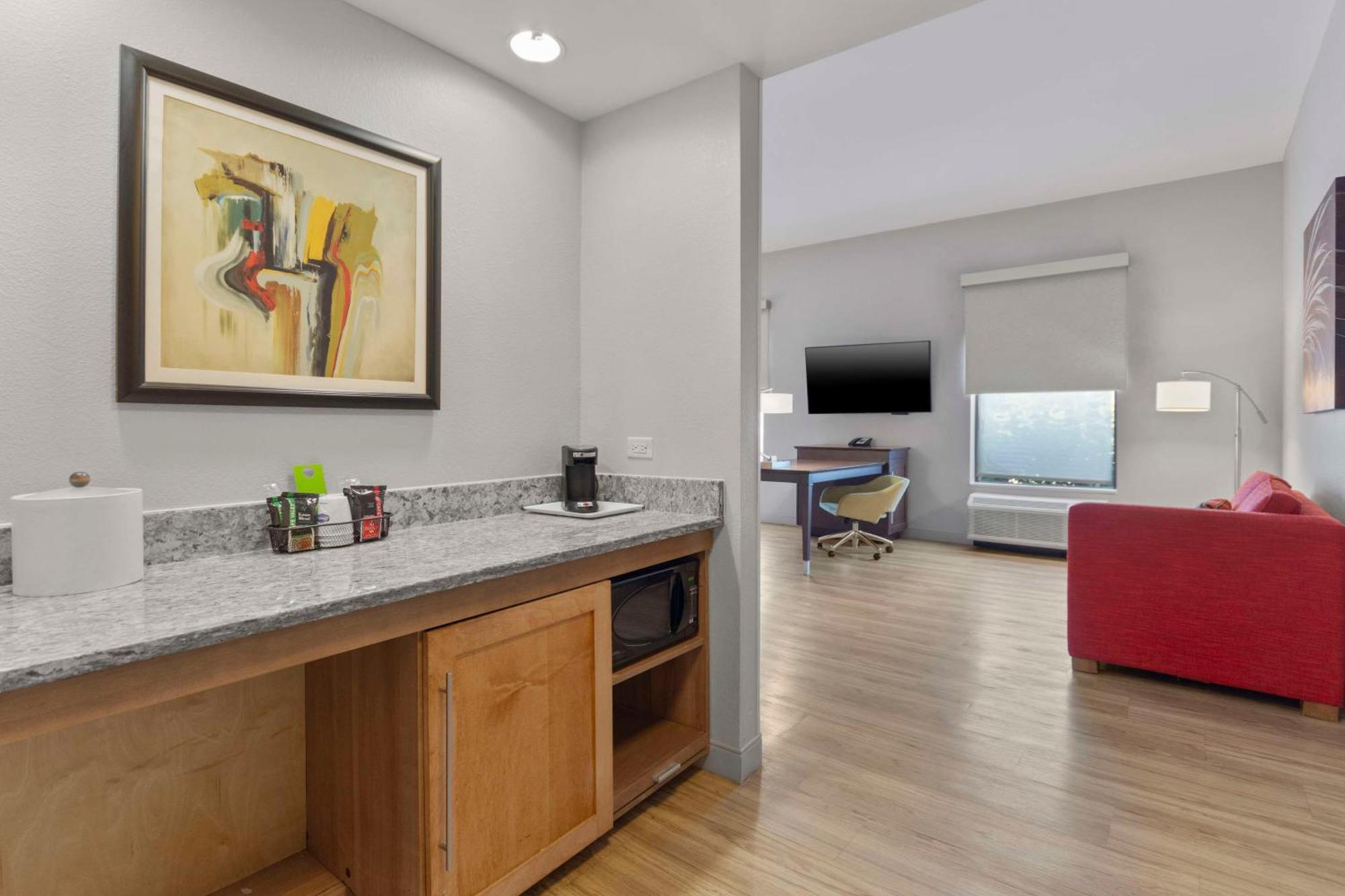 Hampton & Scioto Downs Hotel